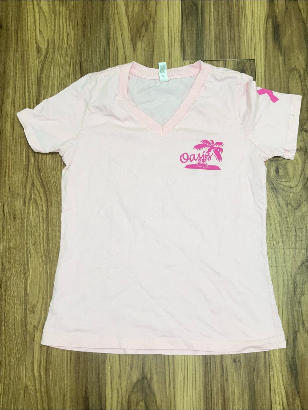 Oasis Light Pink V-Neck Tee with Hot Pink Palm Graphic